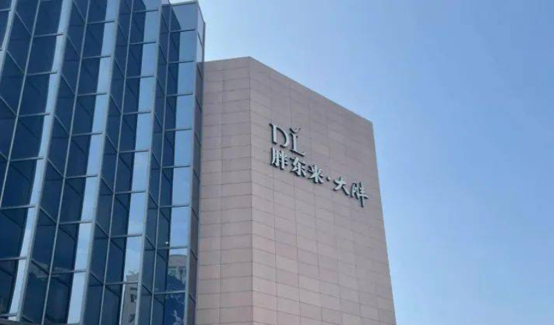 买疯了！ 上海首家“学习胖东来”自主调改店开张