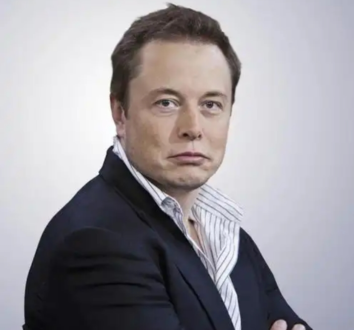 顶住监管压力 马斯克：特斯拉6月底将在得州测试Robotaxi